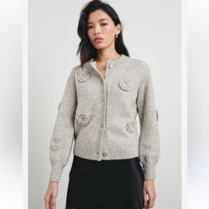Rails Francesca Cardigan Heather Gray EUC Size Medium Chunky Knit Flower